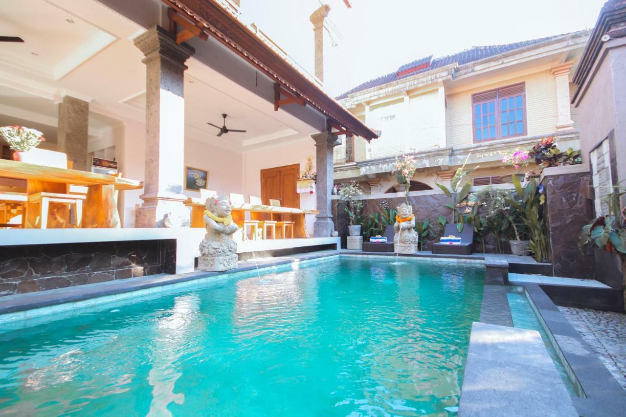 สัตยา เฮาส์ อูบุด Hotel ภายนอก รูปภาพ